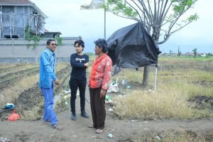 Bersama Konsumen Cek Lahan Untuk Kebutuhan Pertanian